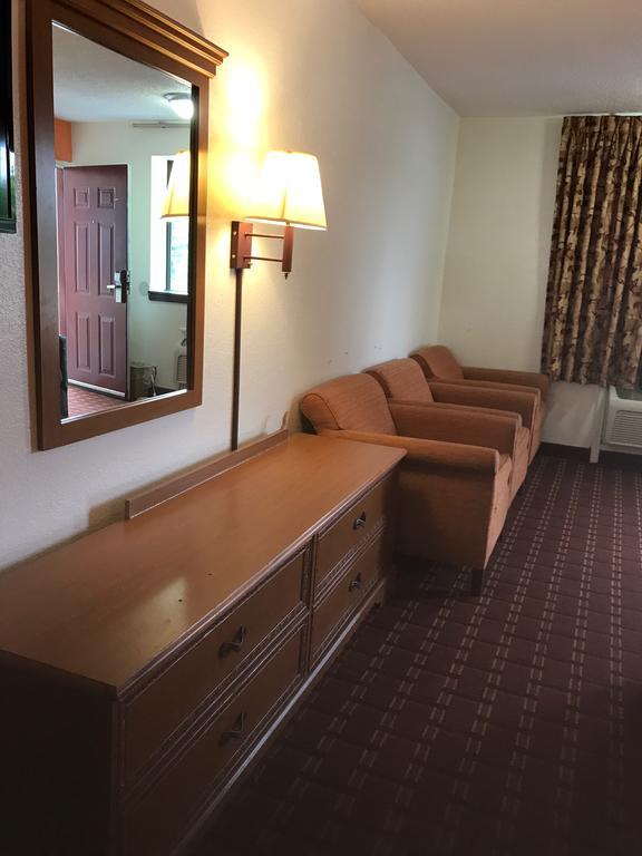 Royal Regency Inn Rock Hill Ngoại thất bức ảnh